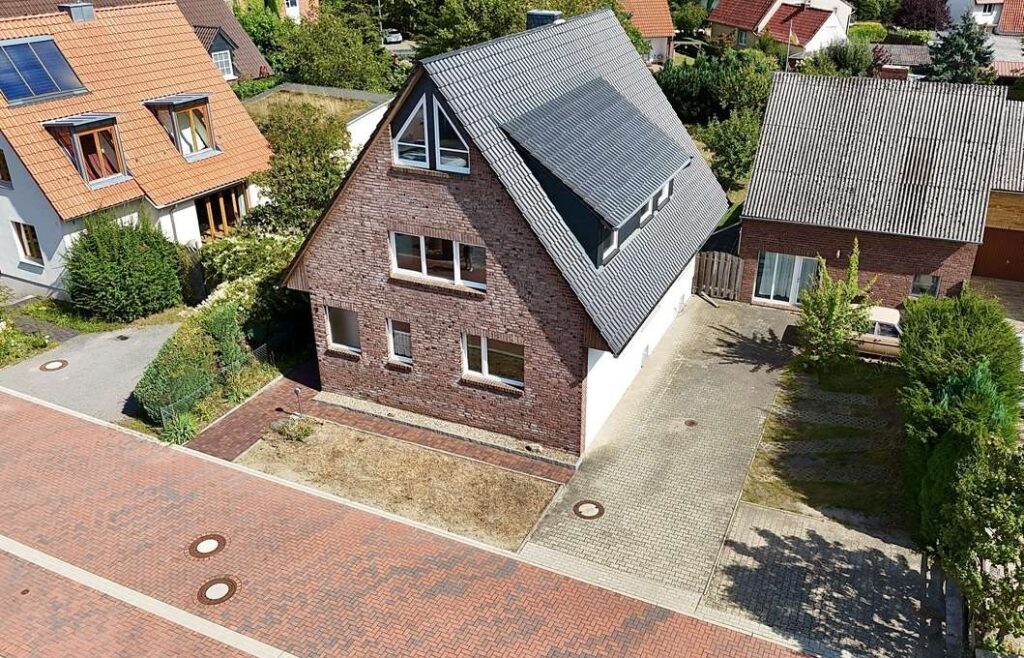 Ansicht mit Gästehaus