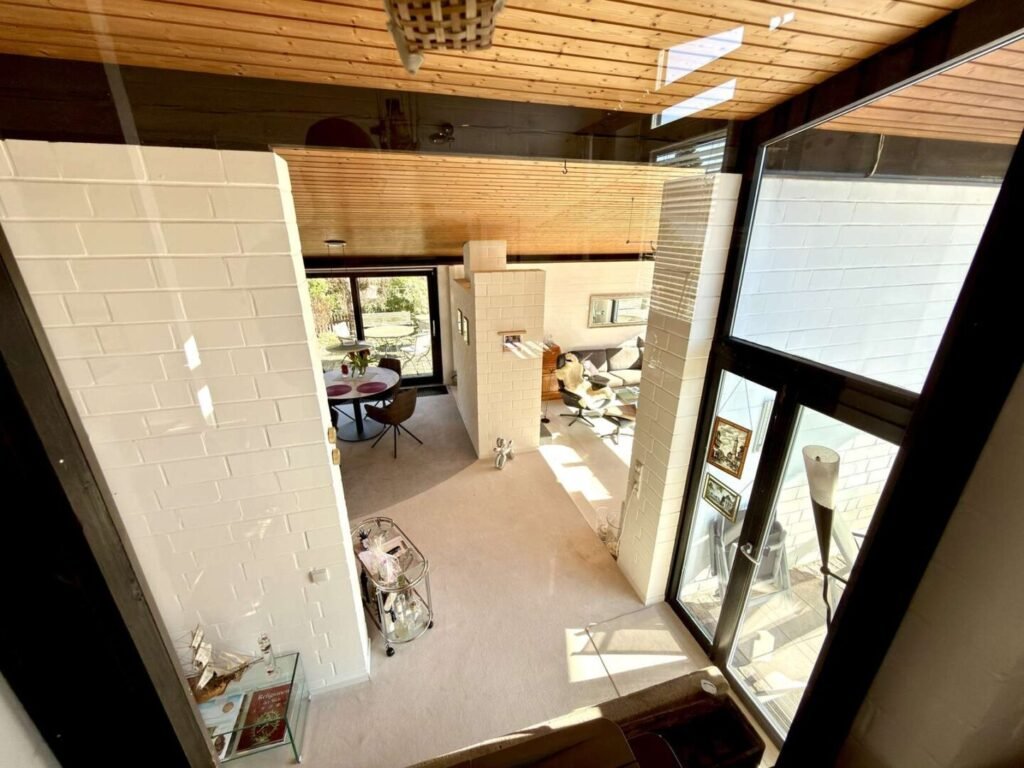 Blick vom Büro ins Erdgeschoss