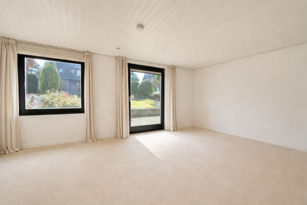 Zimmer Untergeschoss